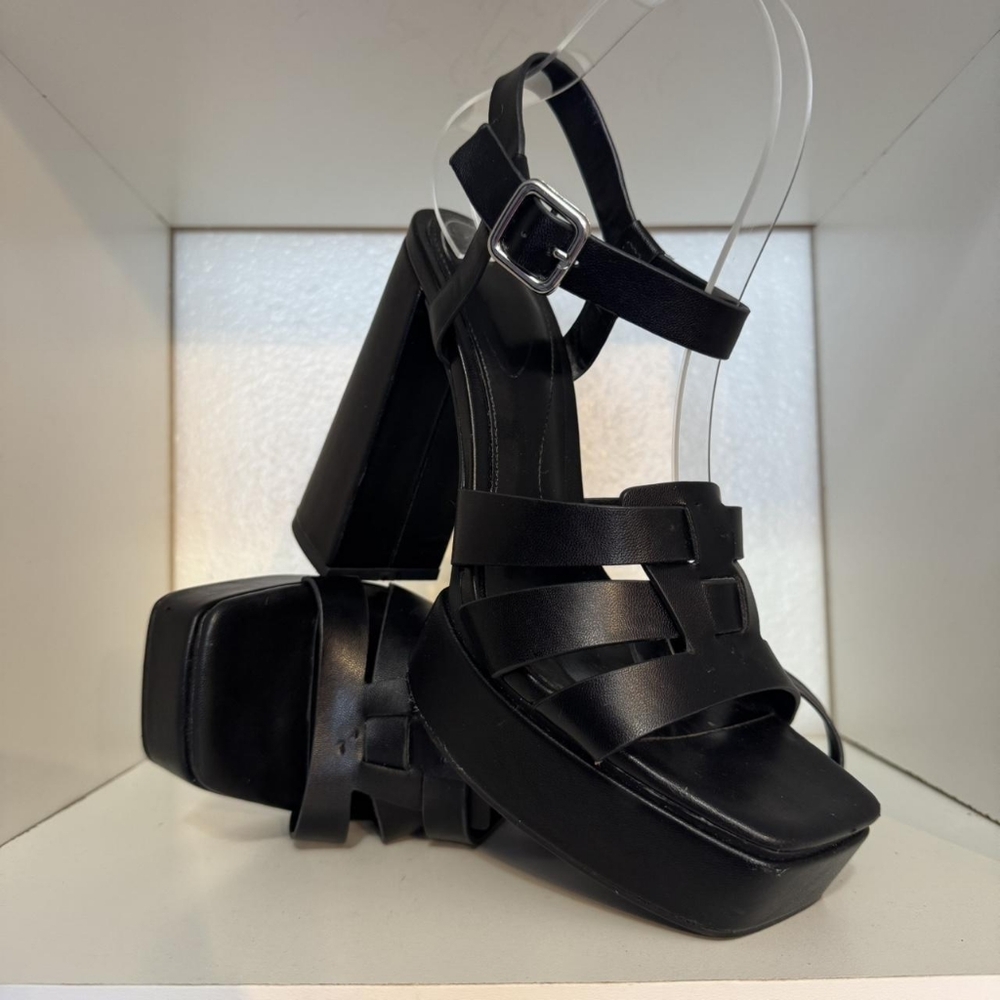 Women's Black Sandals